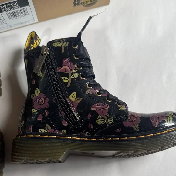 Dr. Martens | 1460 Pascal J Boots | Decayed Rose Child US 13 - Picture 14 of 16